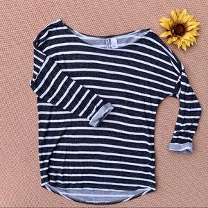 H&M Stripe Quarter Sleeve Top